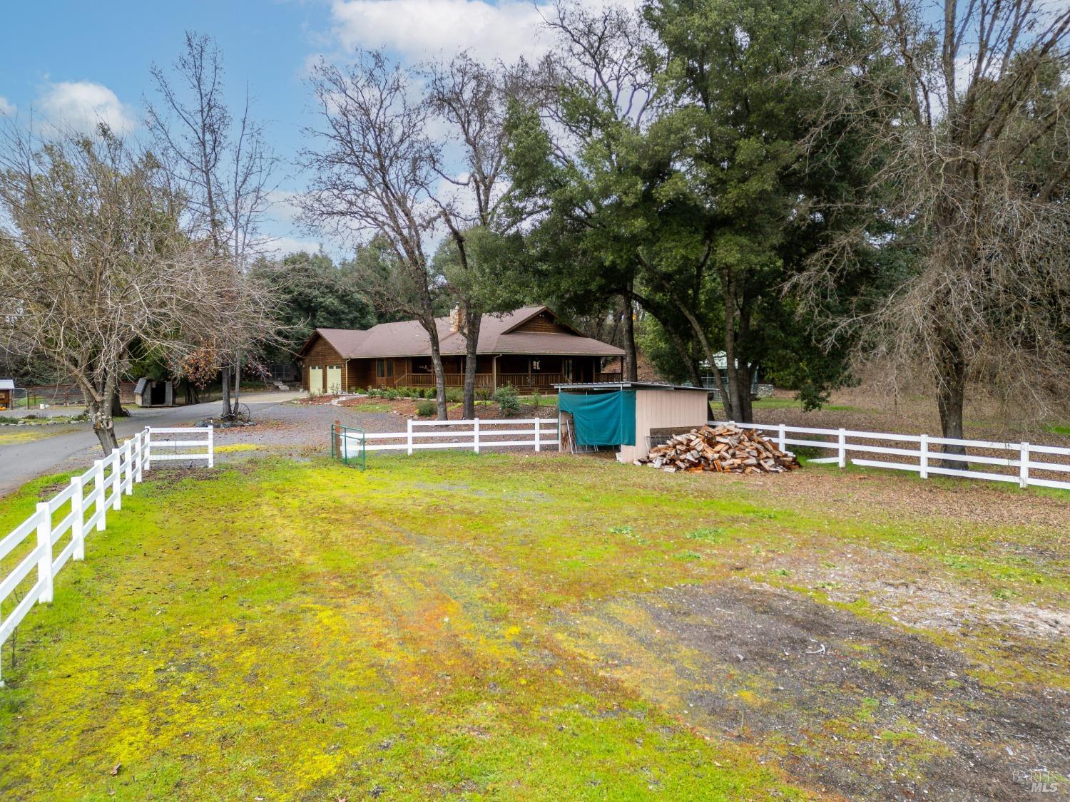 8250 Vineyard Oaks Dr