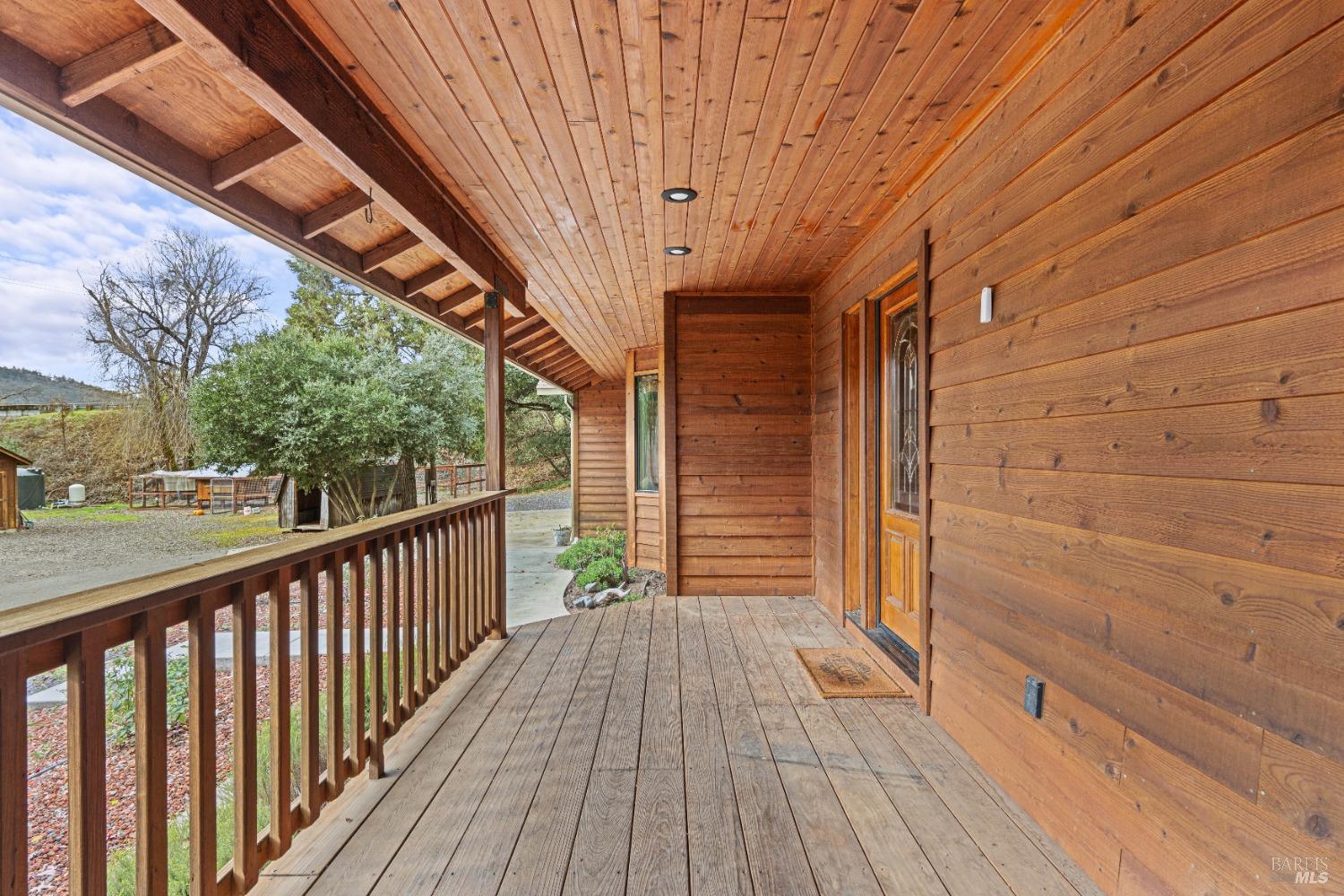 8250 Vineyard Oaks Dr