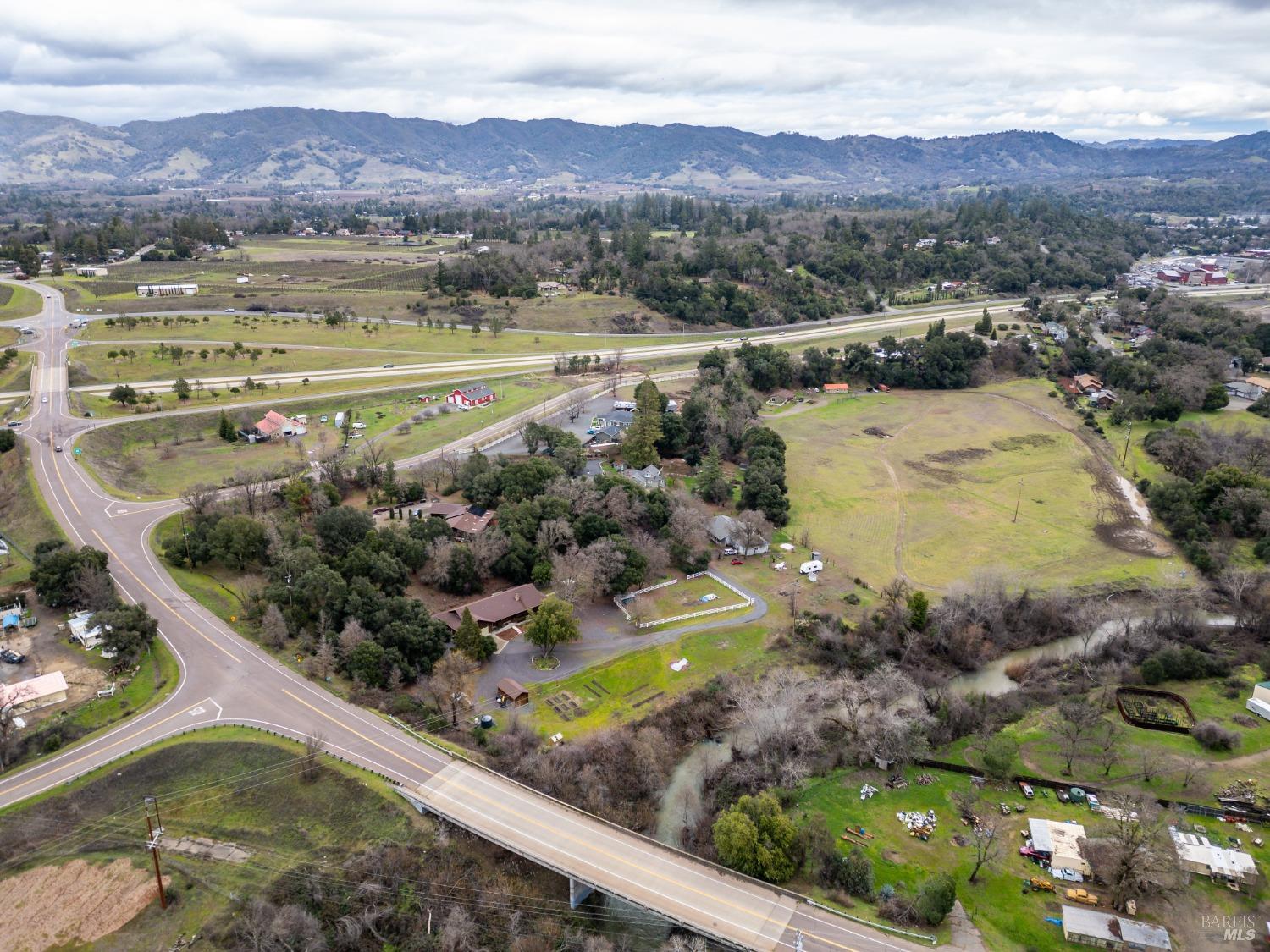 8250 Vineyard Oaks Dr