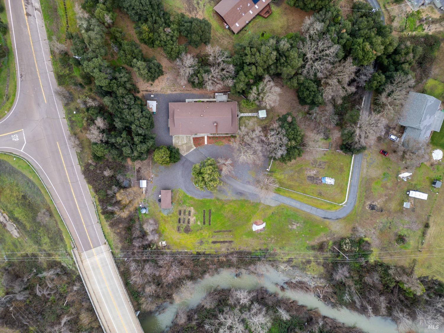 8250 Vineyard Oaks Dr