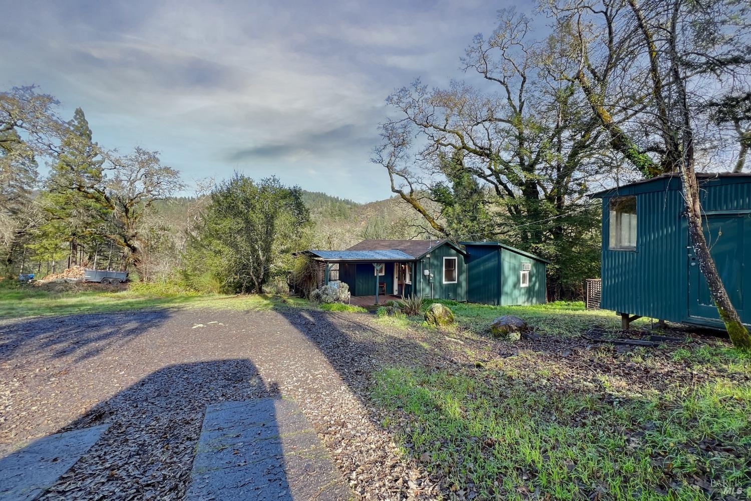 18151 Hillcrest Avenue