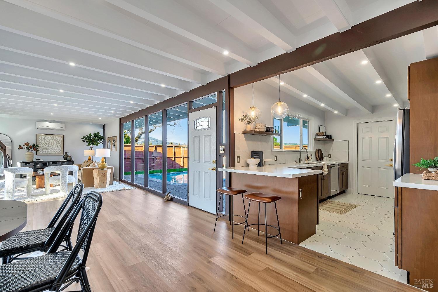 1271 Leafwood Heights