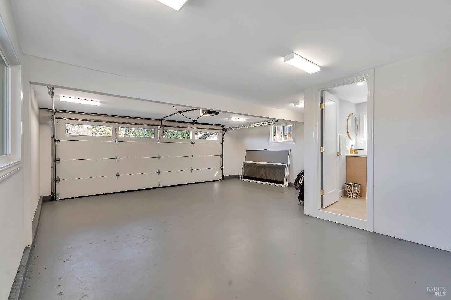 1271 Leafwood Heights