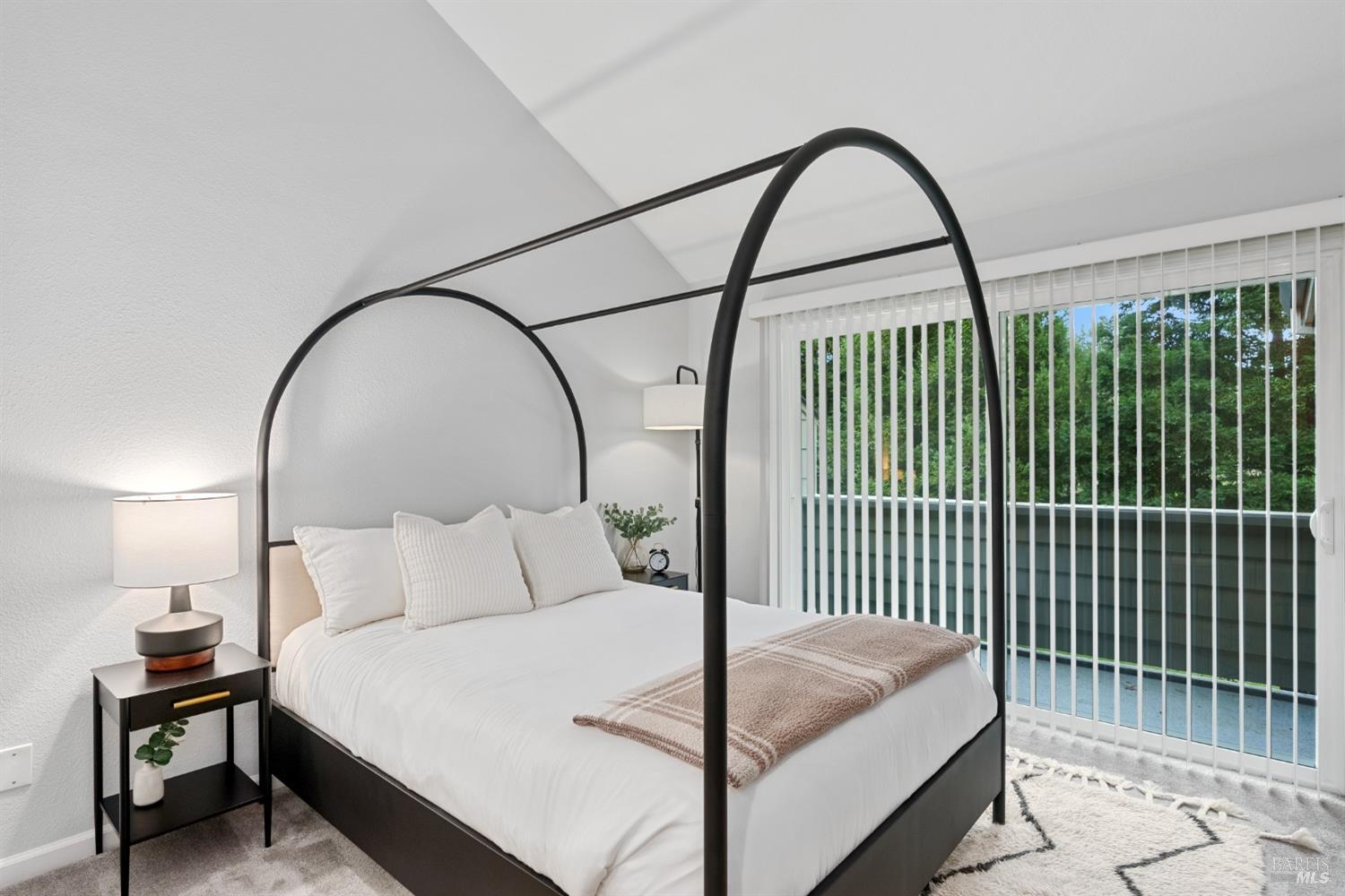 2090 Stonefield Lane