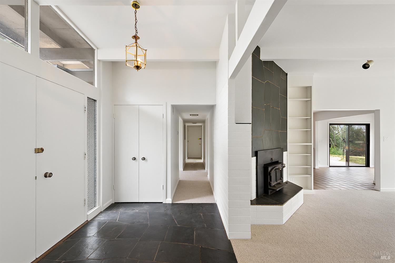 716 University Street