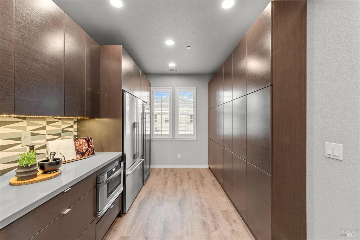 2035 Aristides Court