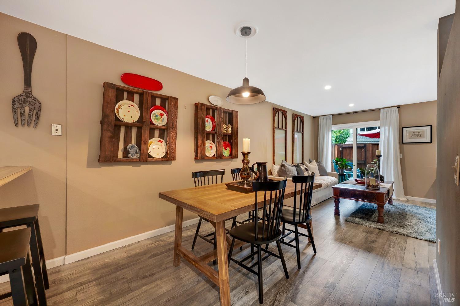 639 Racquet Club Circle