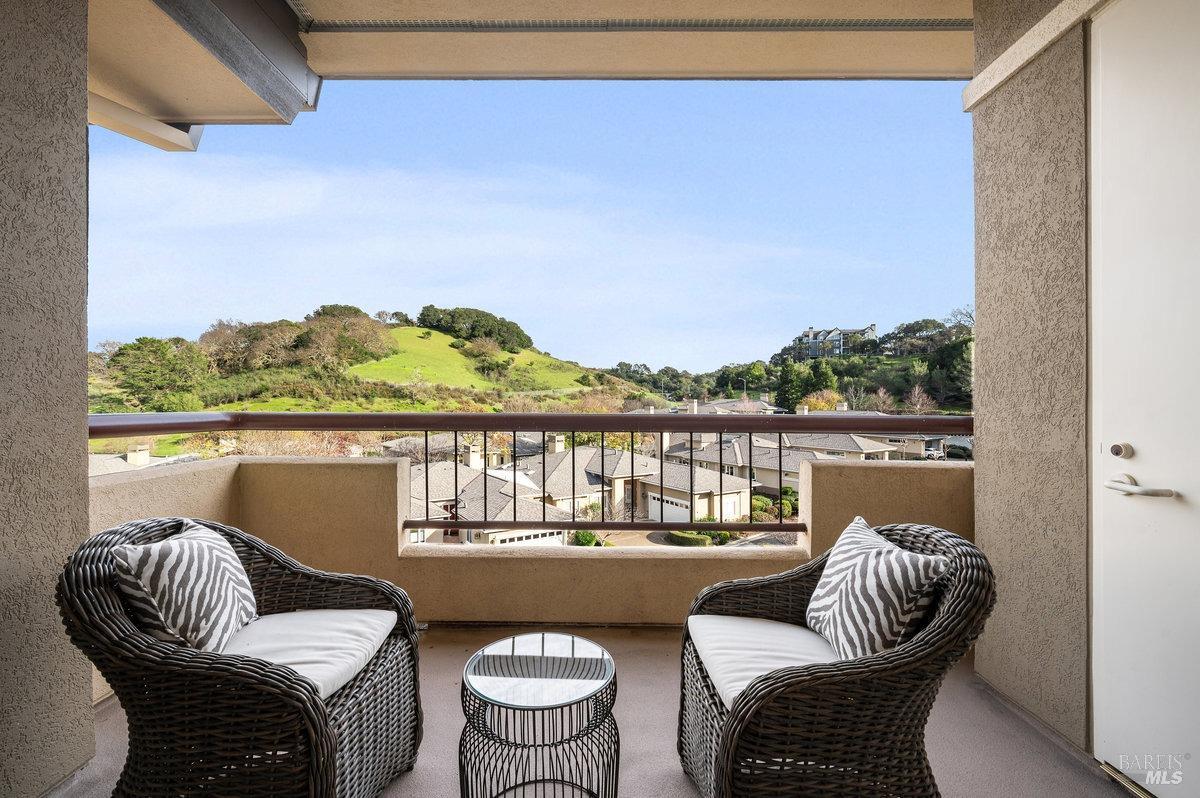 400 Deer Valley Road Unit: 5D