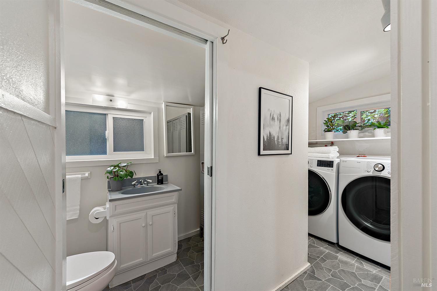 17565 Old Monte Rio Rd