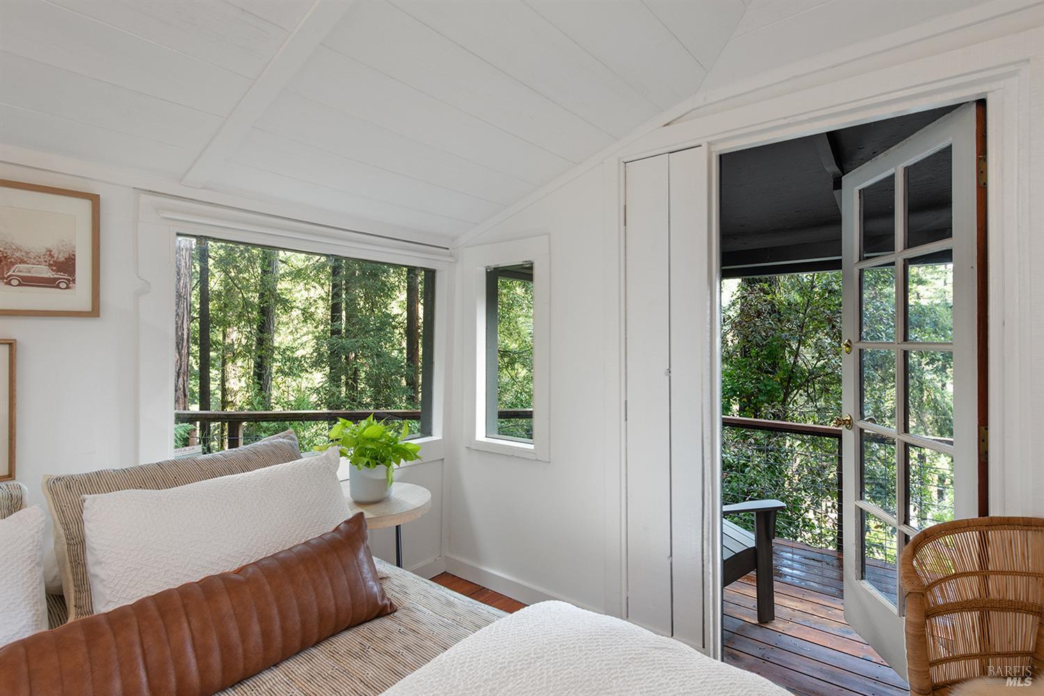 17565 Old Monte Rio Rd