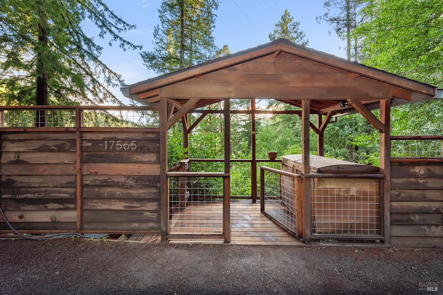 17565 Old Monte Rio Rd