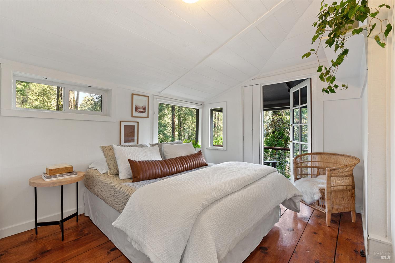 17565 Old Monte Rio Rd