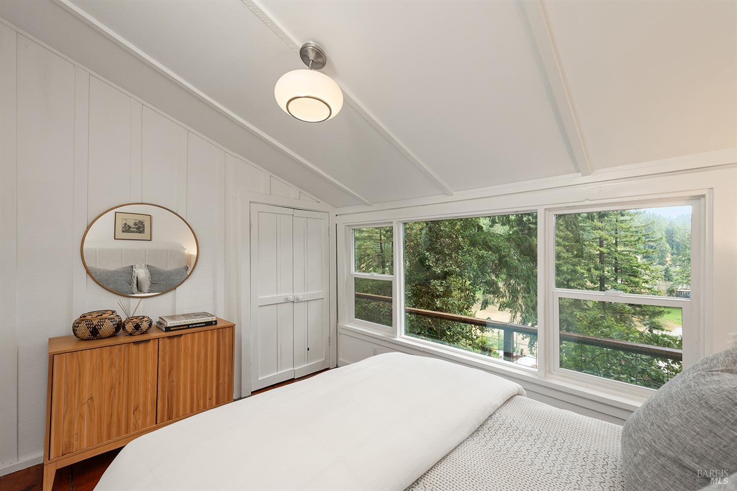 17565 Old Monte Rio Rd