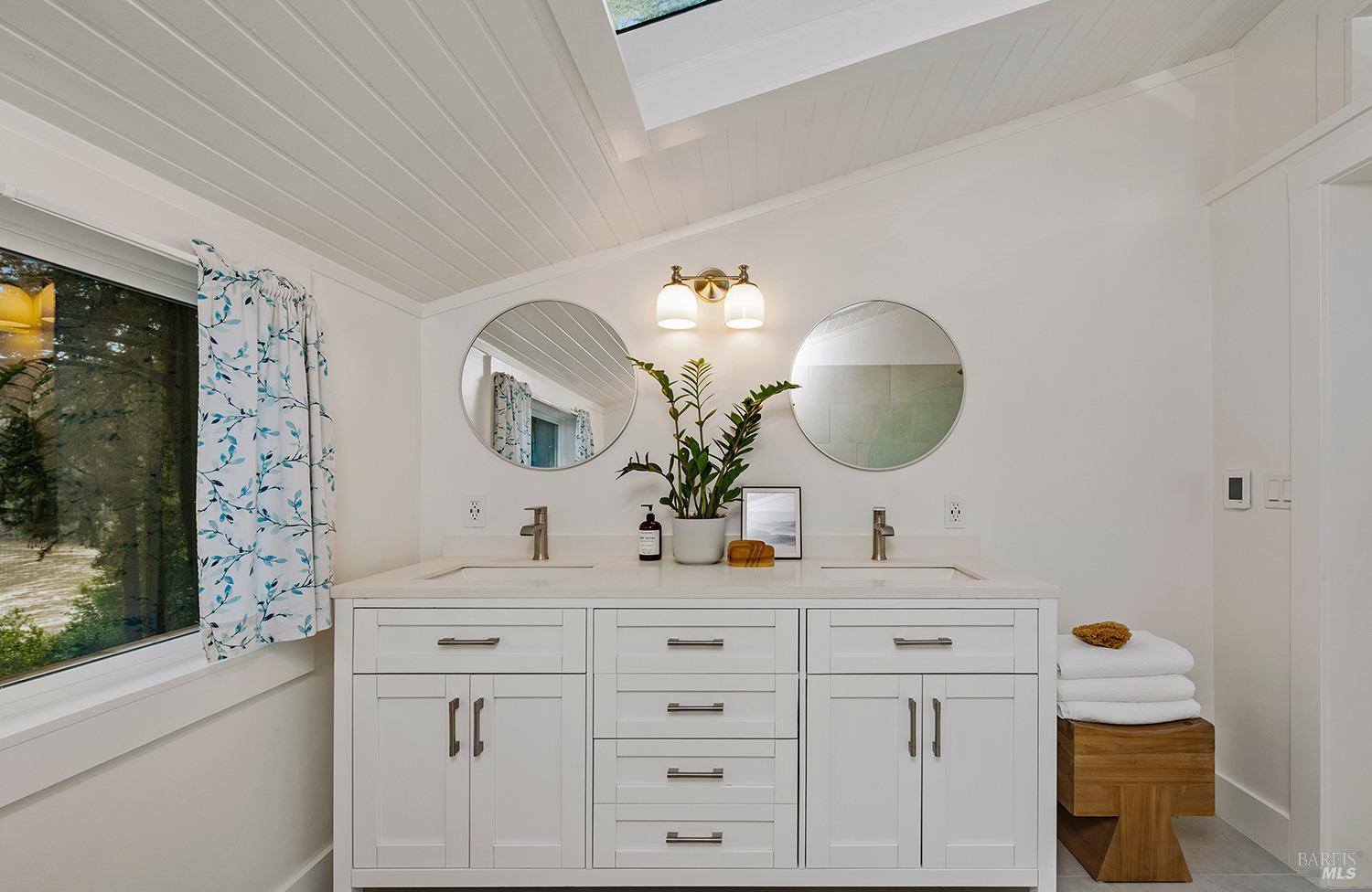 17565 Old Monte Rio Rd