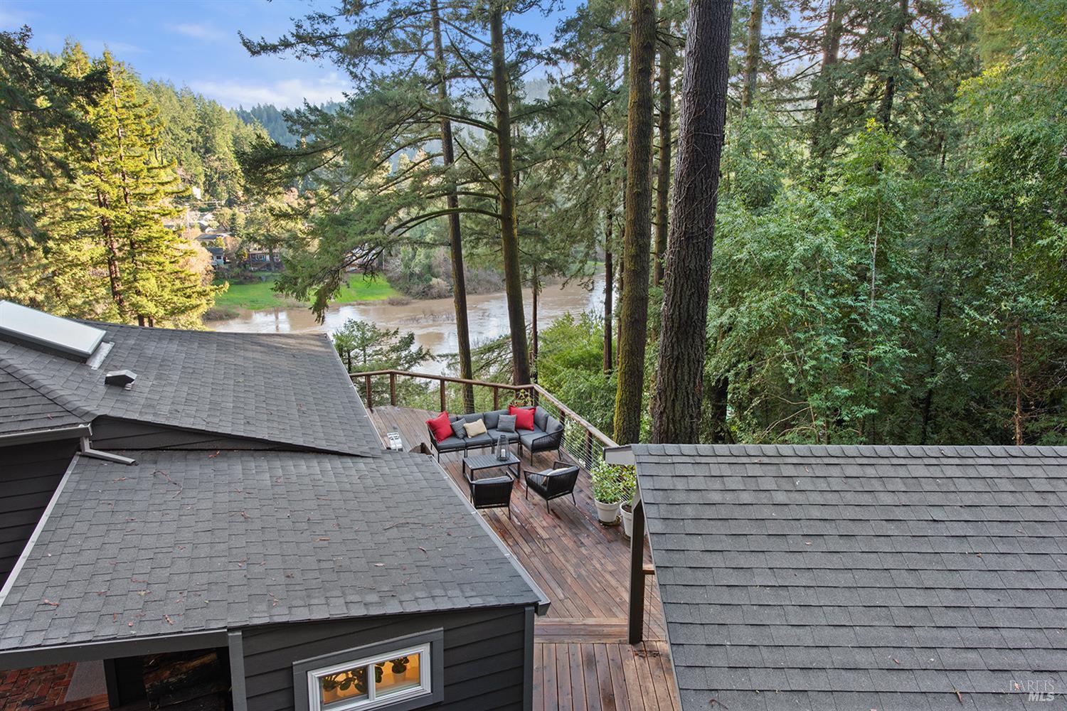 17565 Old Monte Rio Rd