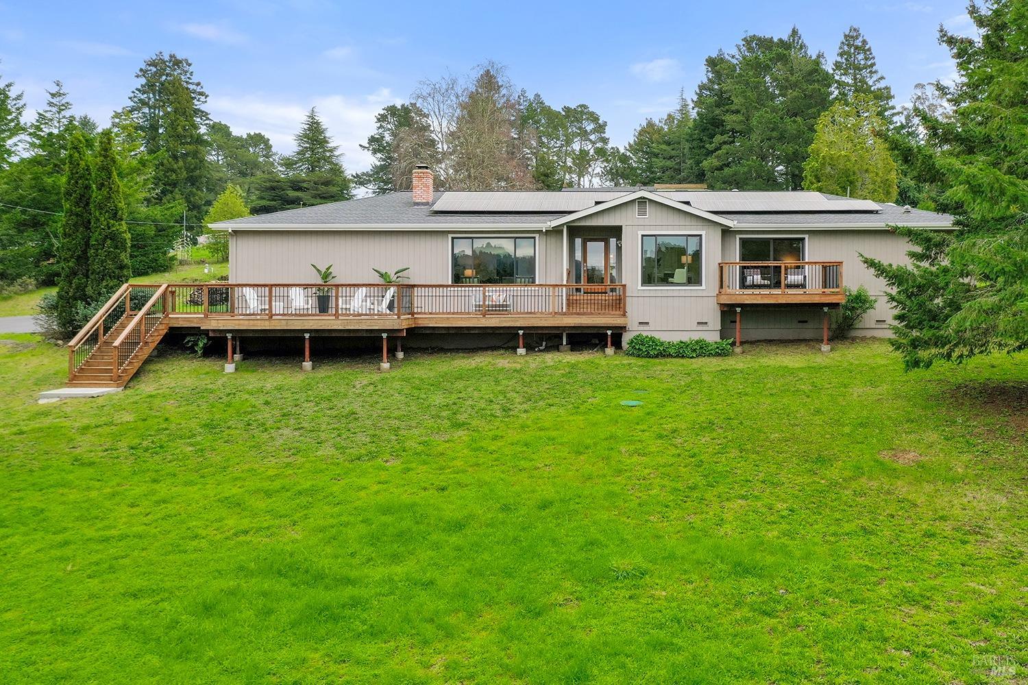 11820 Barnett Valley Rd