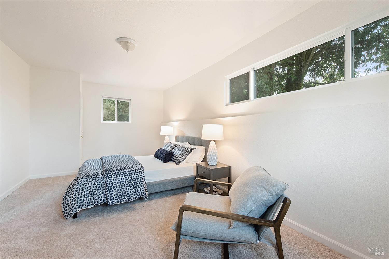 11820 Barnett Valley Rd