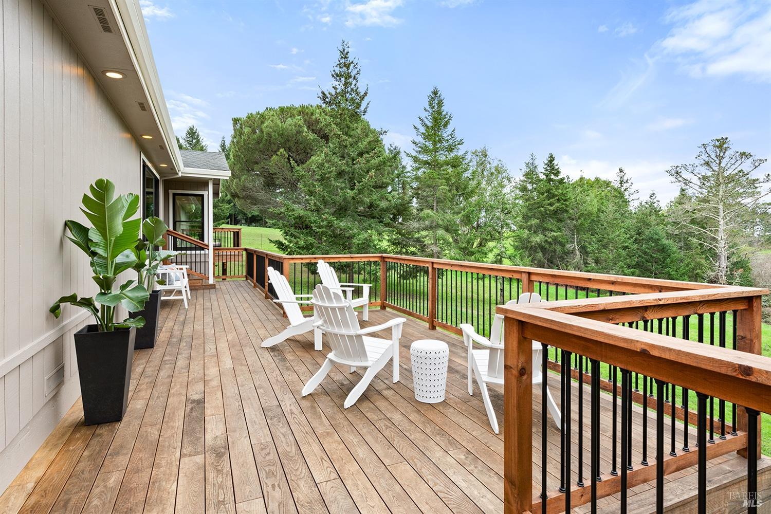 11820 Barnett Valley Rd