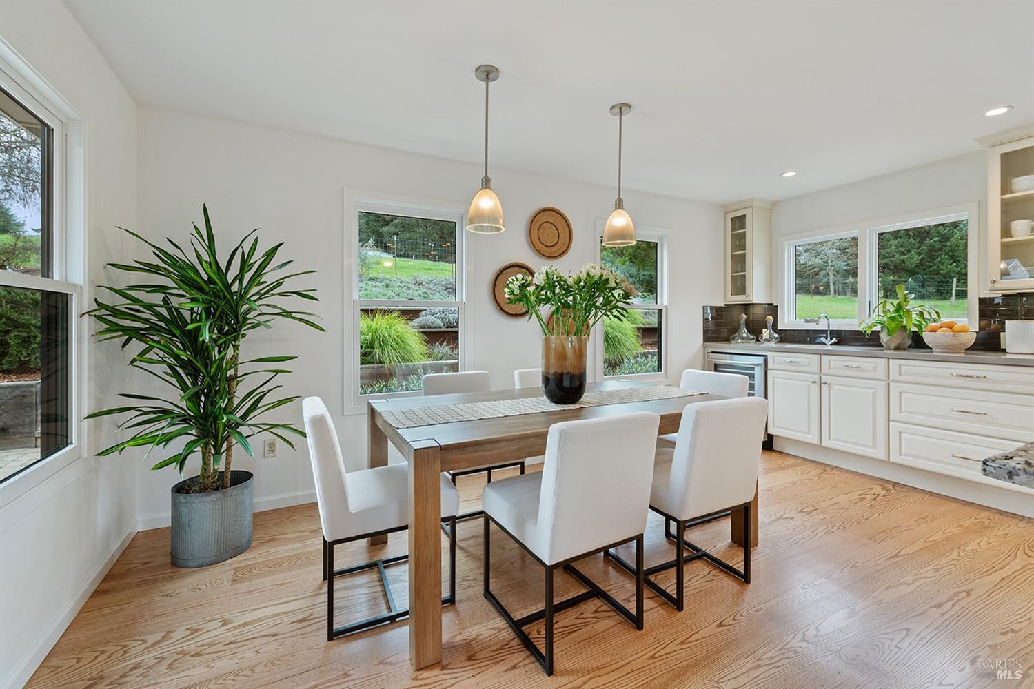 11820 Barnett Valley Rd