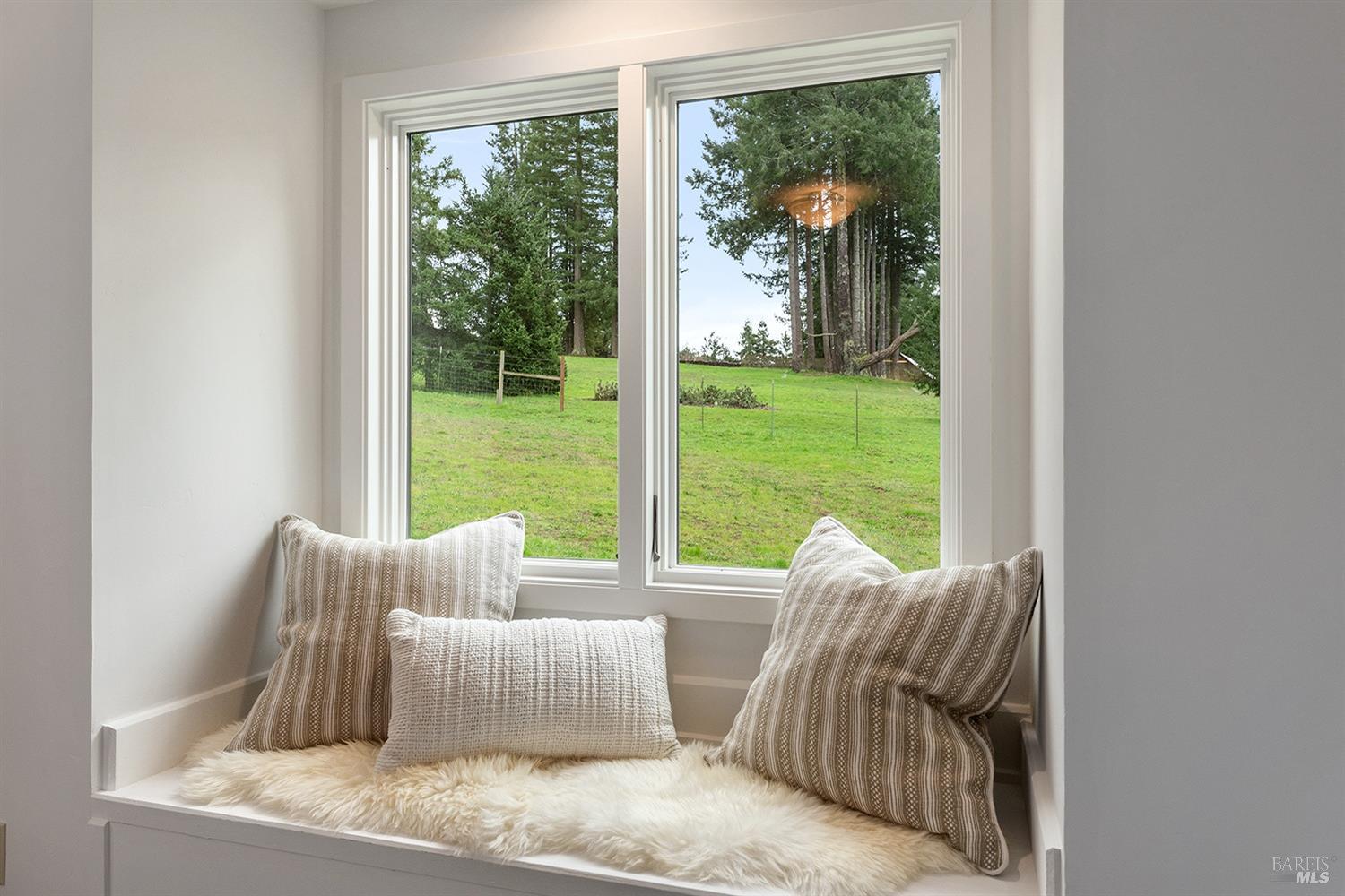 11820 Barnett Valley Rd