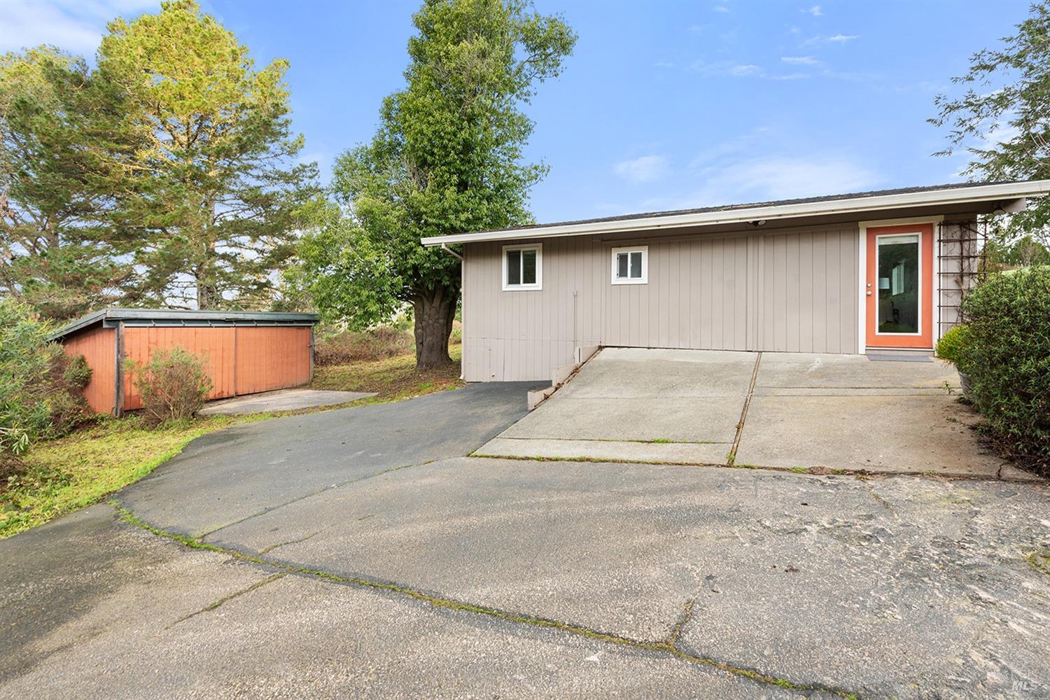 11820 Barnett Valley Rd