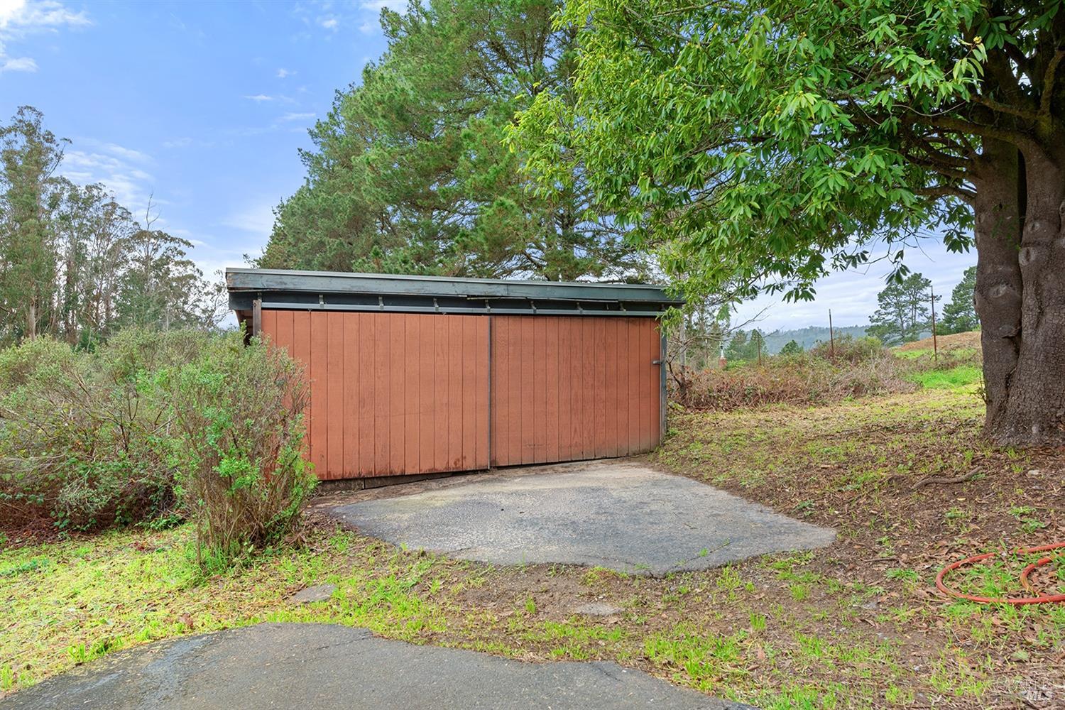 11820 Barnett Valley Rd