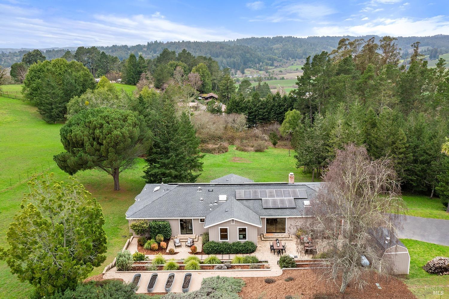 11820 Barnett Valley Rd