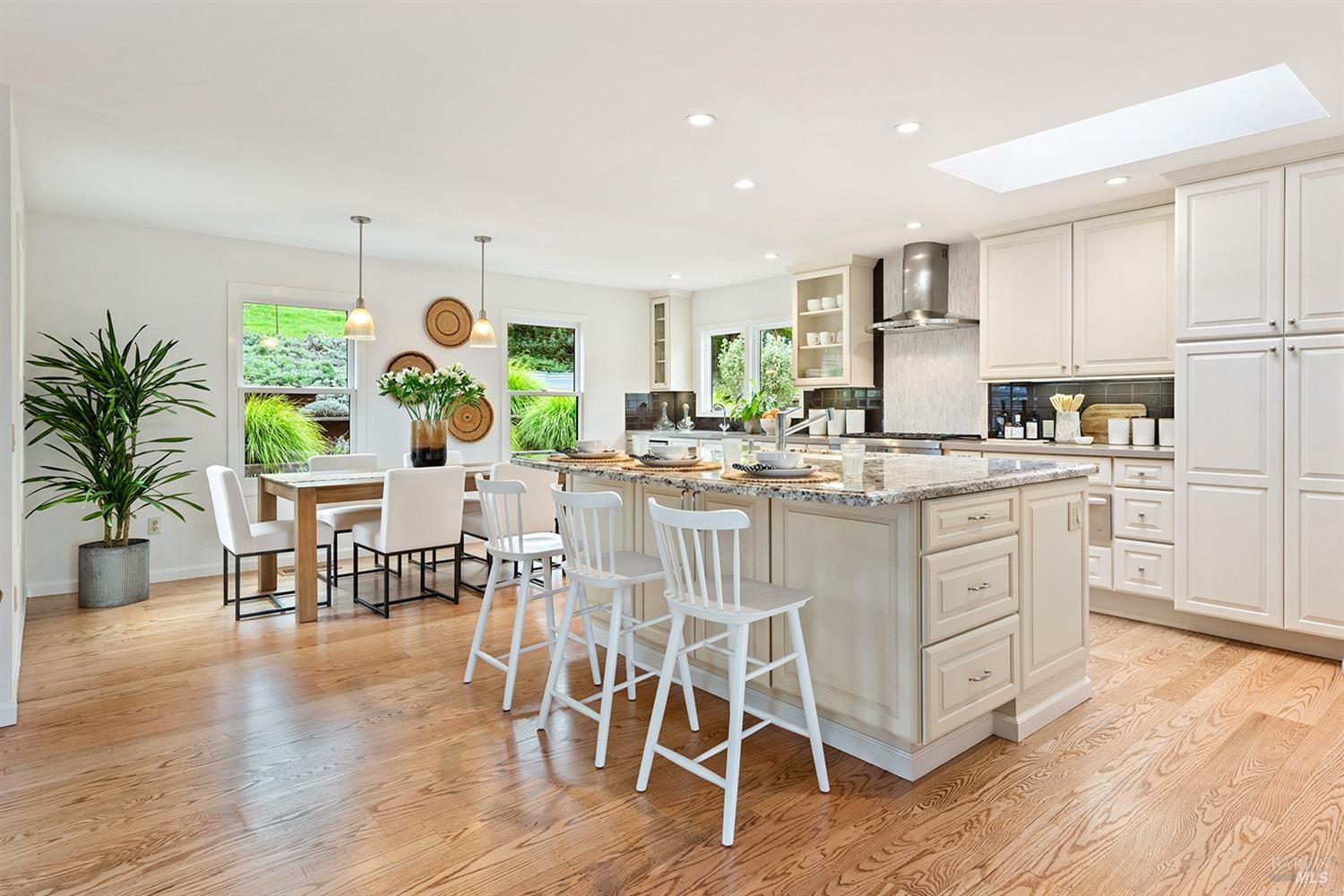 11820 Barnett Valley Rd