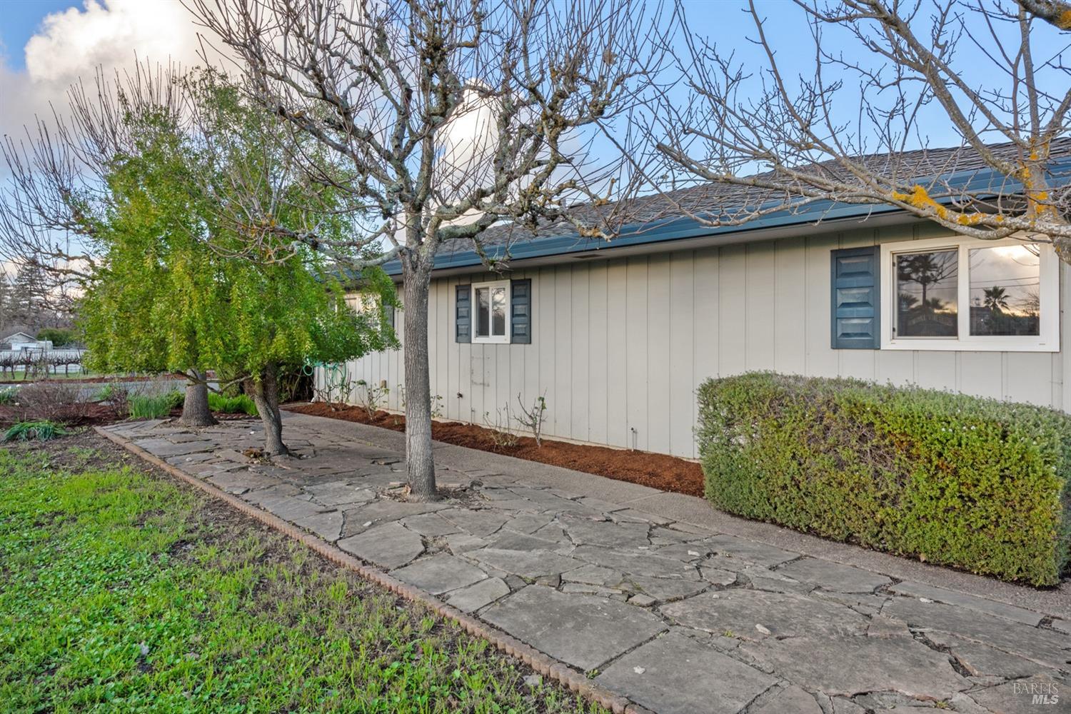1764 Olivet Rd