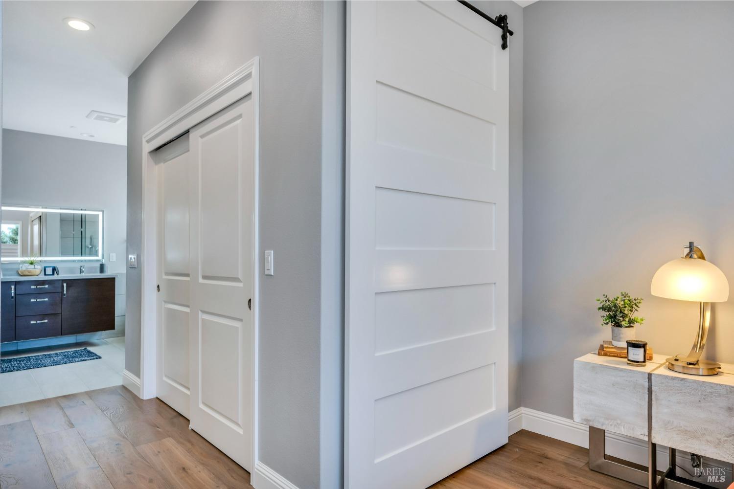 1806 Bella Vista Way