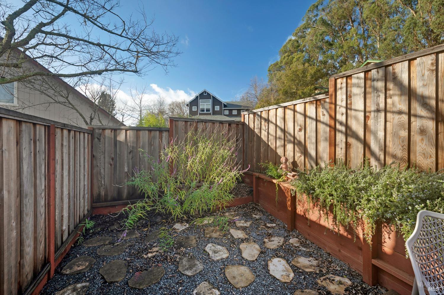 1635 Neotomas Avenue