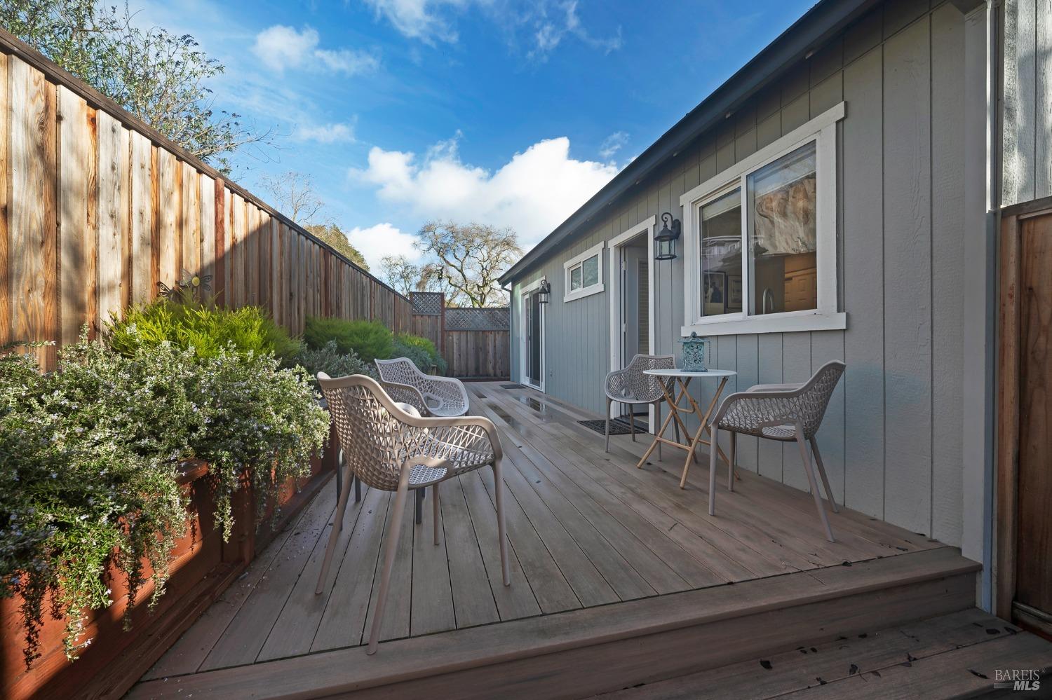 1635 Neotomas Avenue