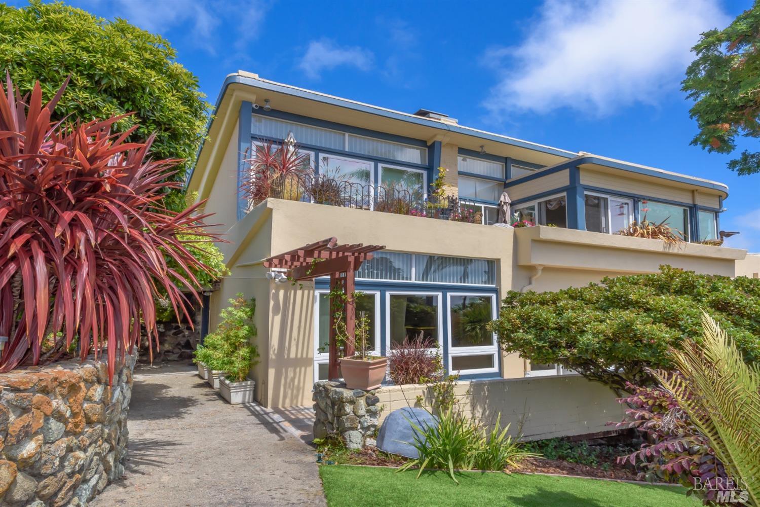 120 Solano Street Unit: B