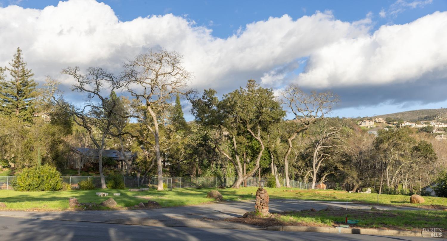 108 Milliken Creek Dr