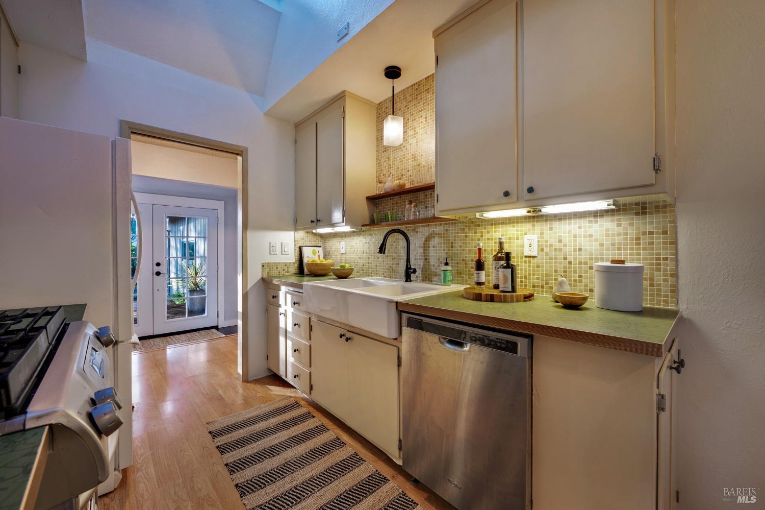 5911 Van Keppel Road