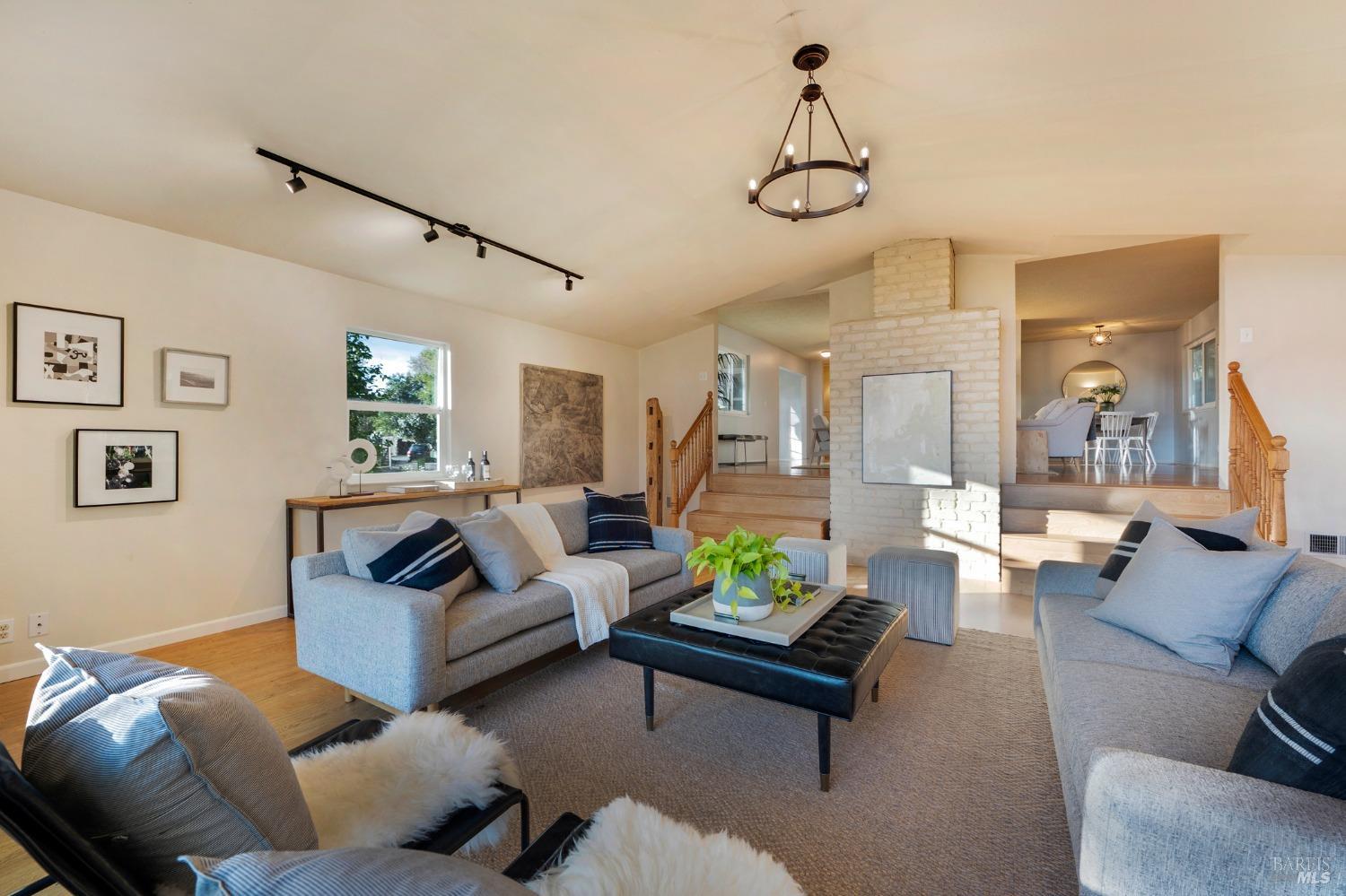 5911 Van Keppel Road