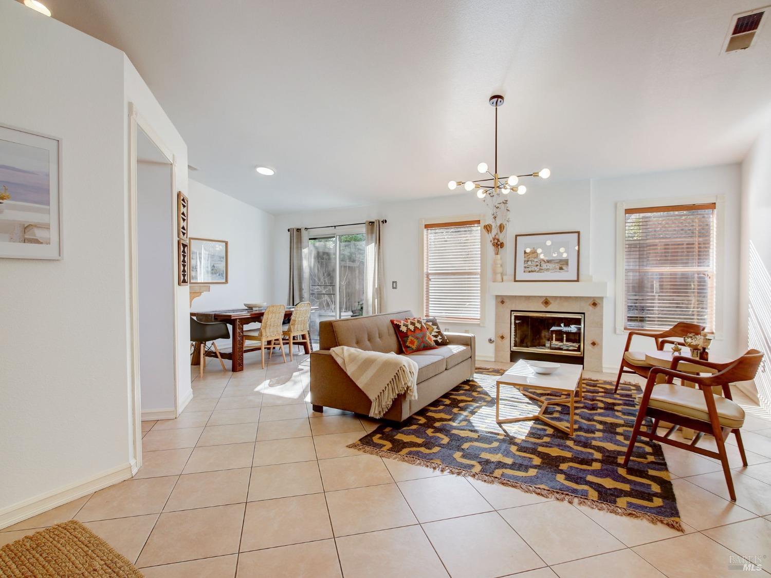9447 Lazy Creek Dr
