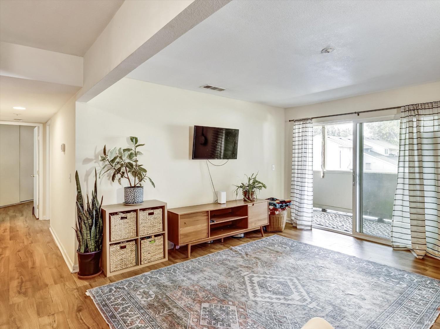 1370 Townview Ave #108