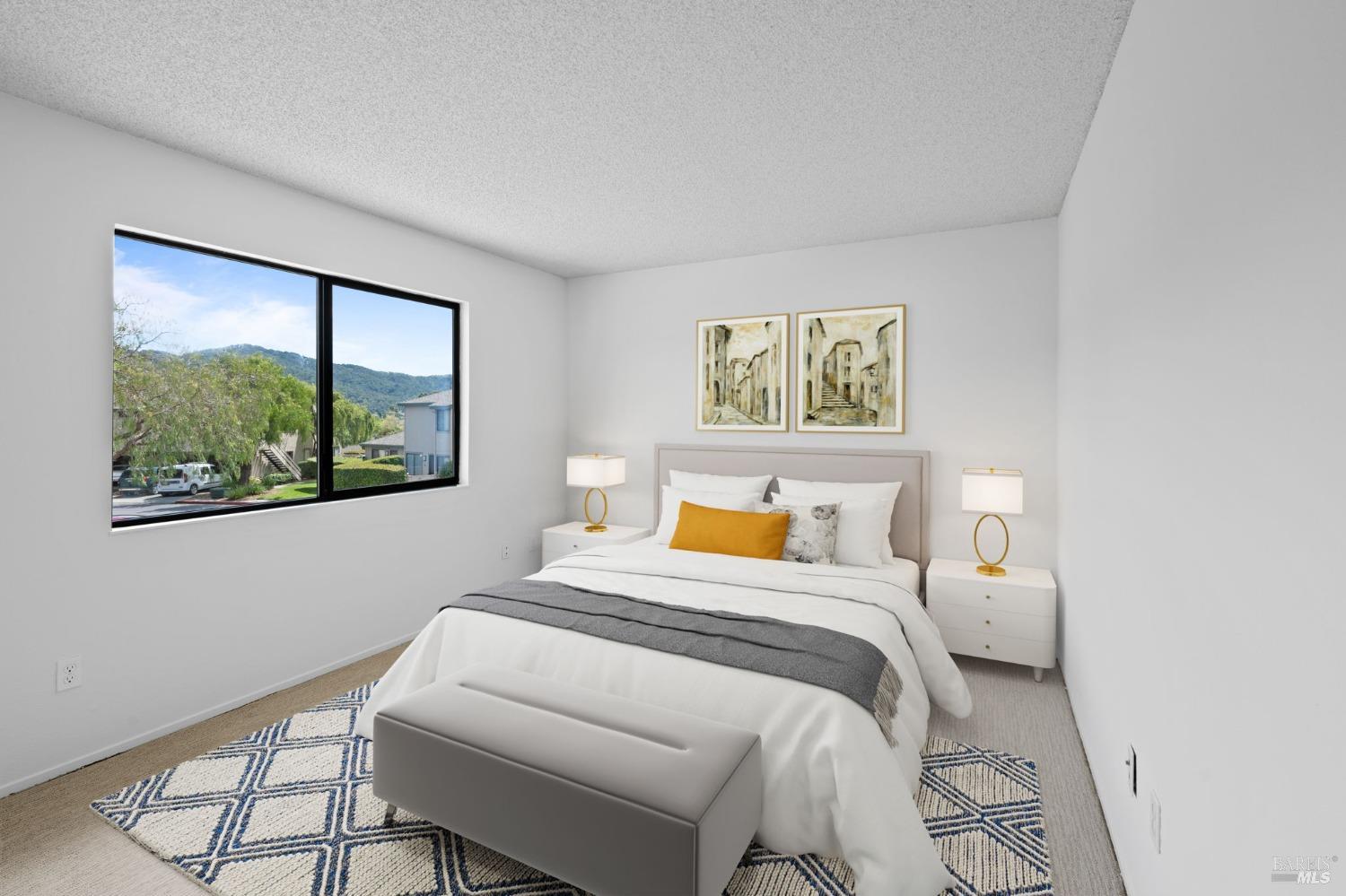 140 Captains Cove Dr