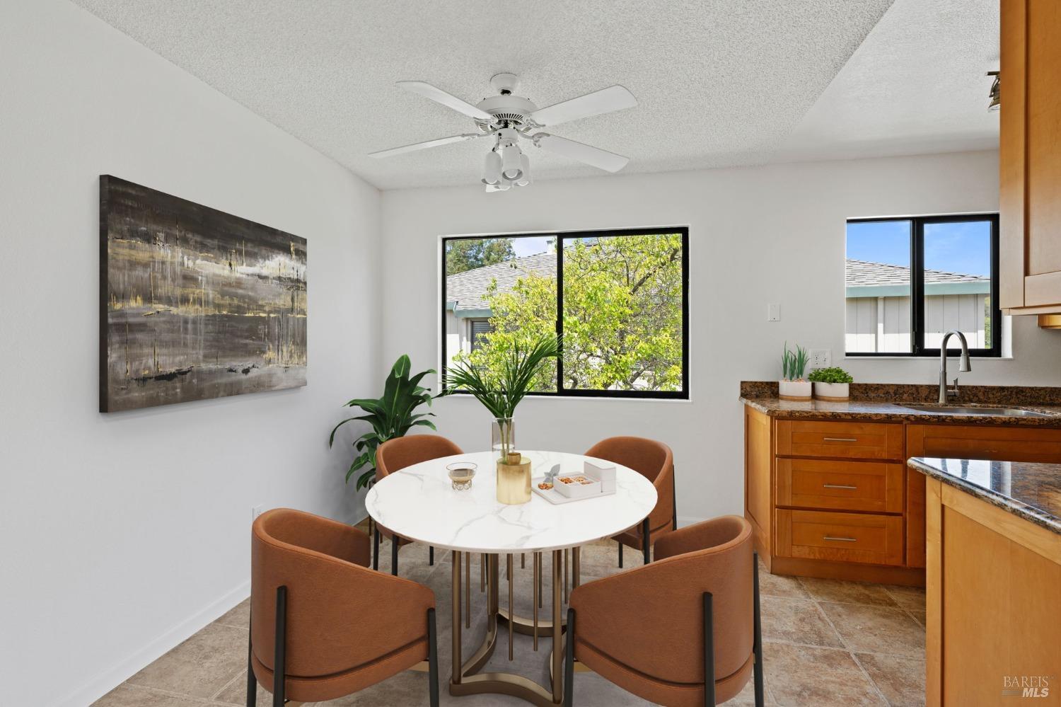 140 Captains Cove Dr