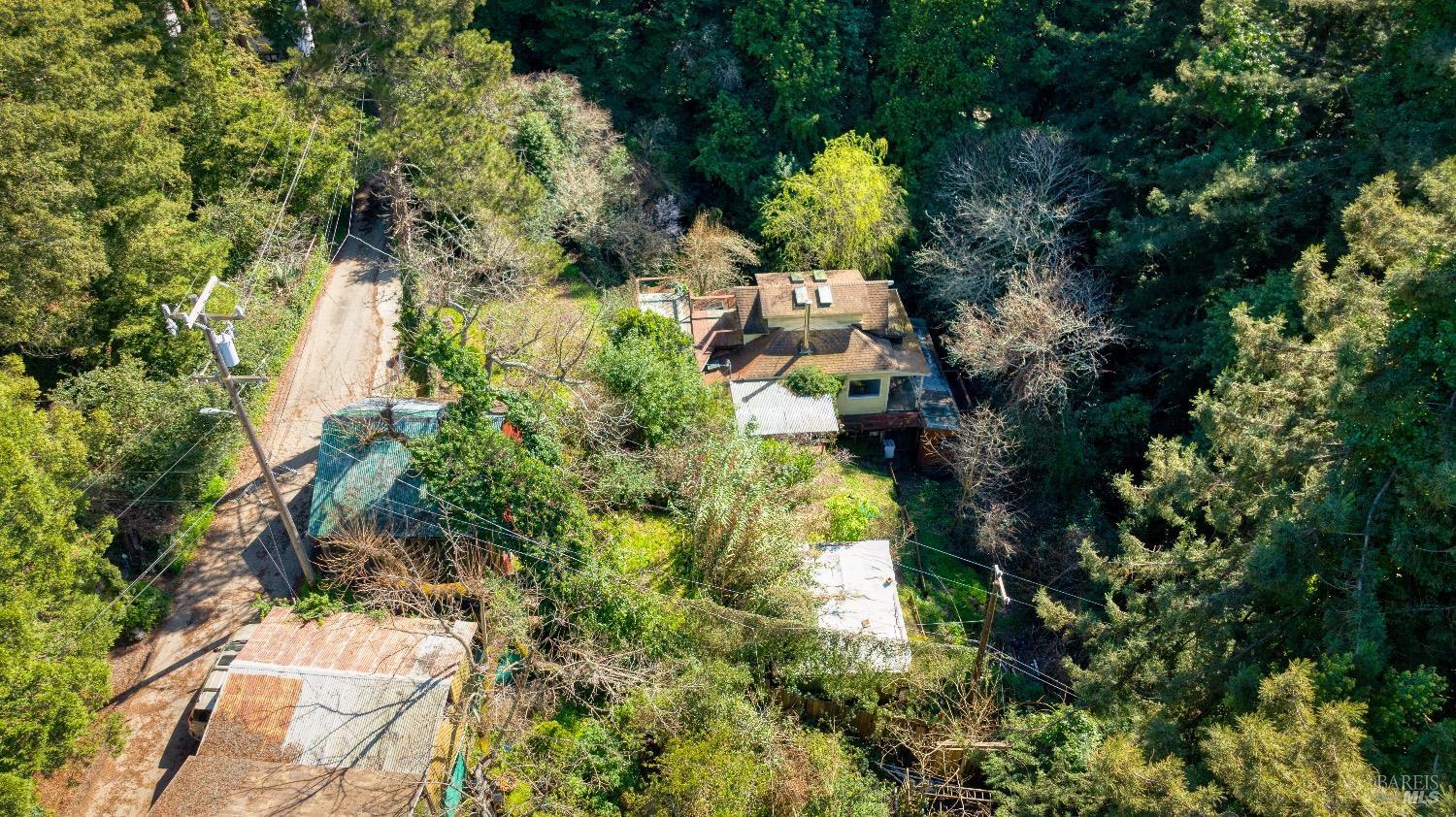 21360 Santa Clara Ave