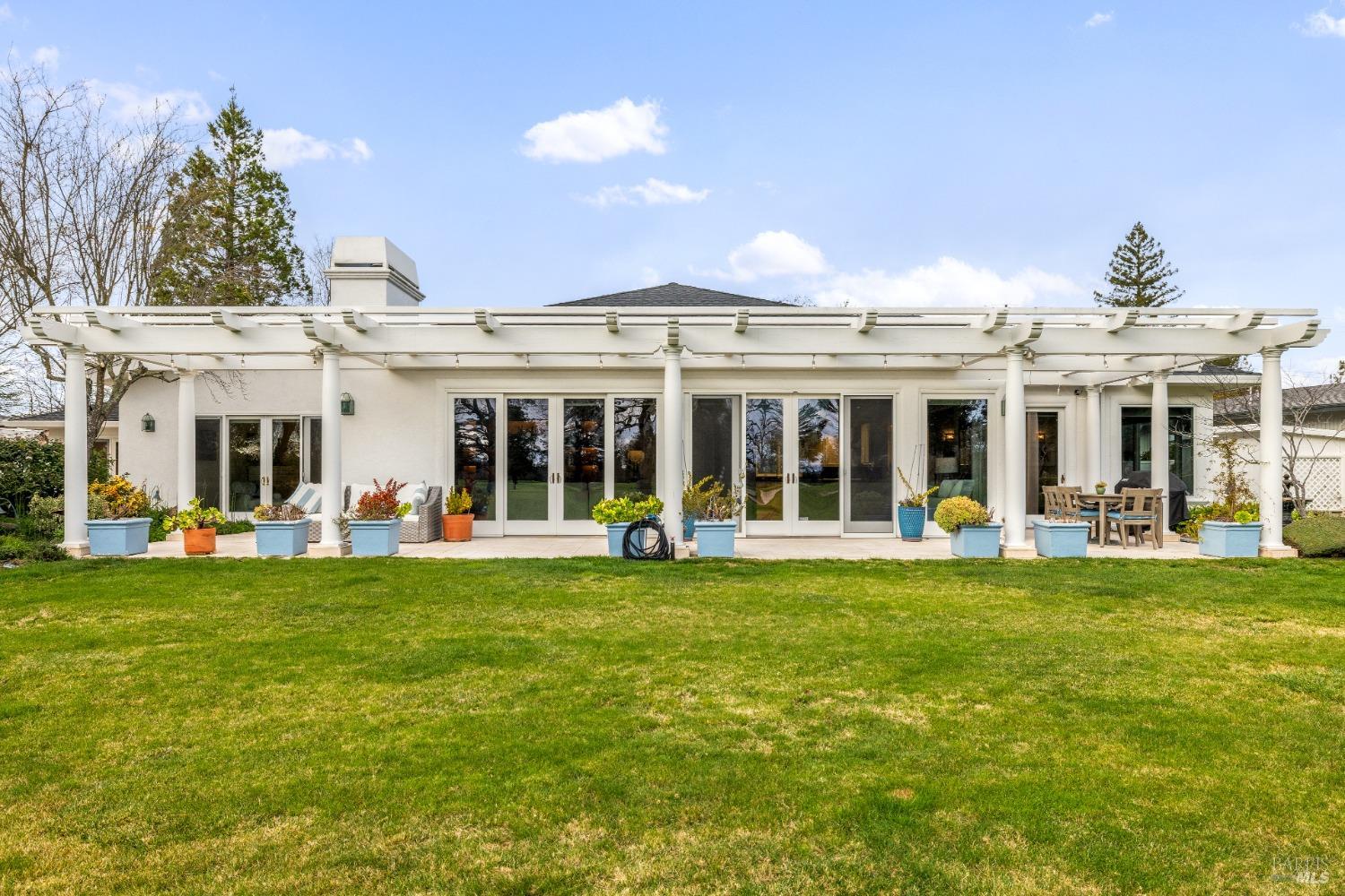 5290 Oak Meadow Drive