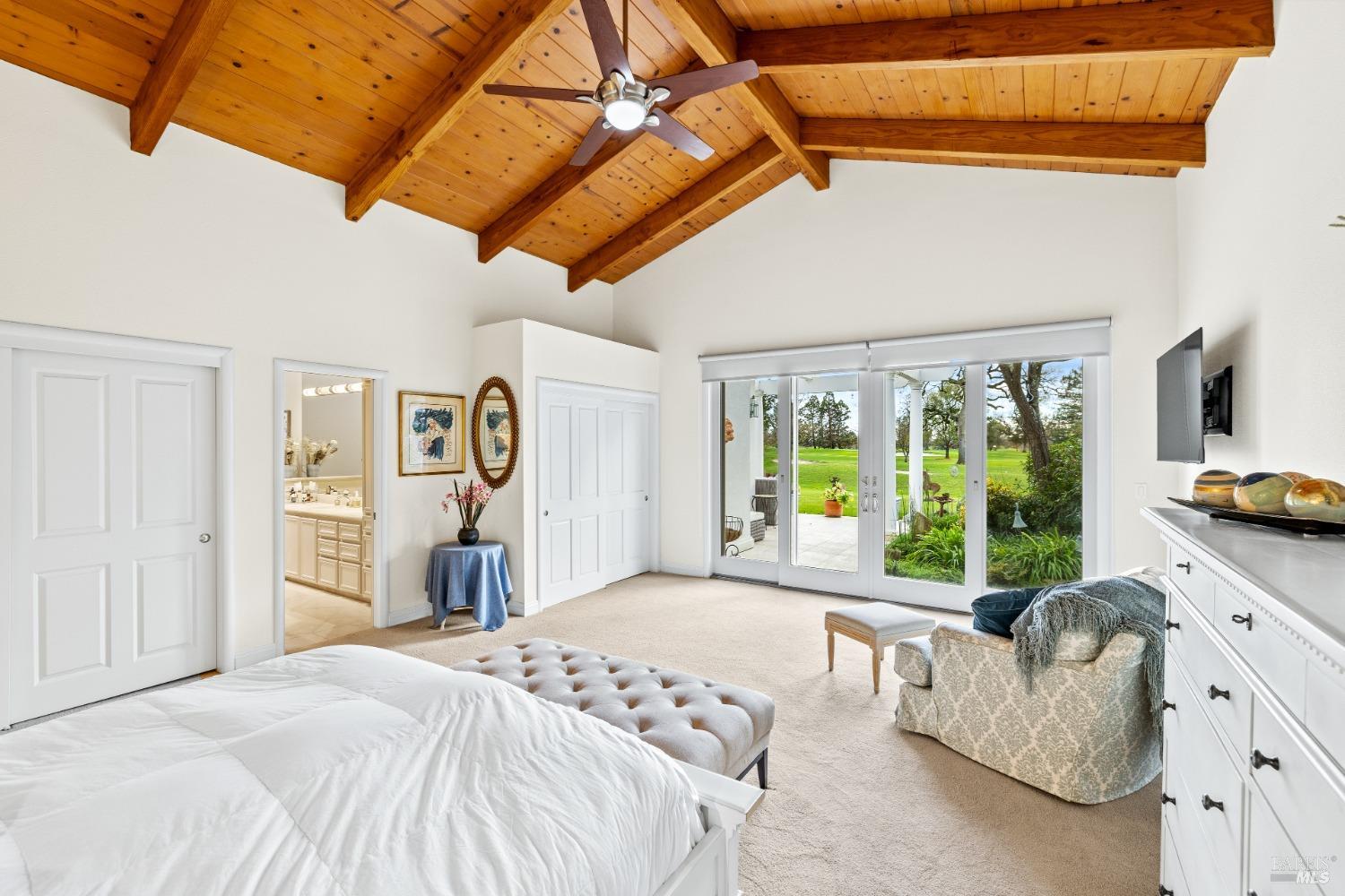 5290 Oak Meadow Drive