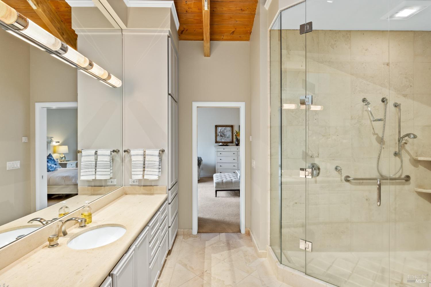 5290 Oak Meadow Drive