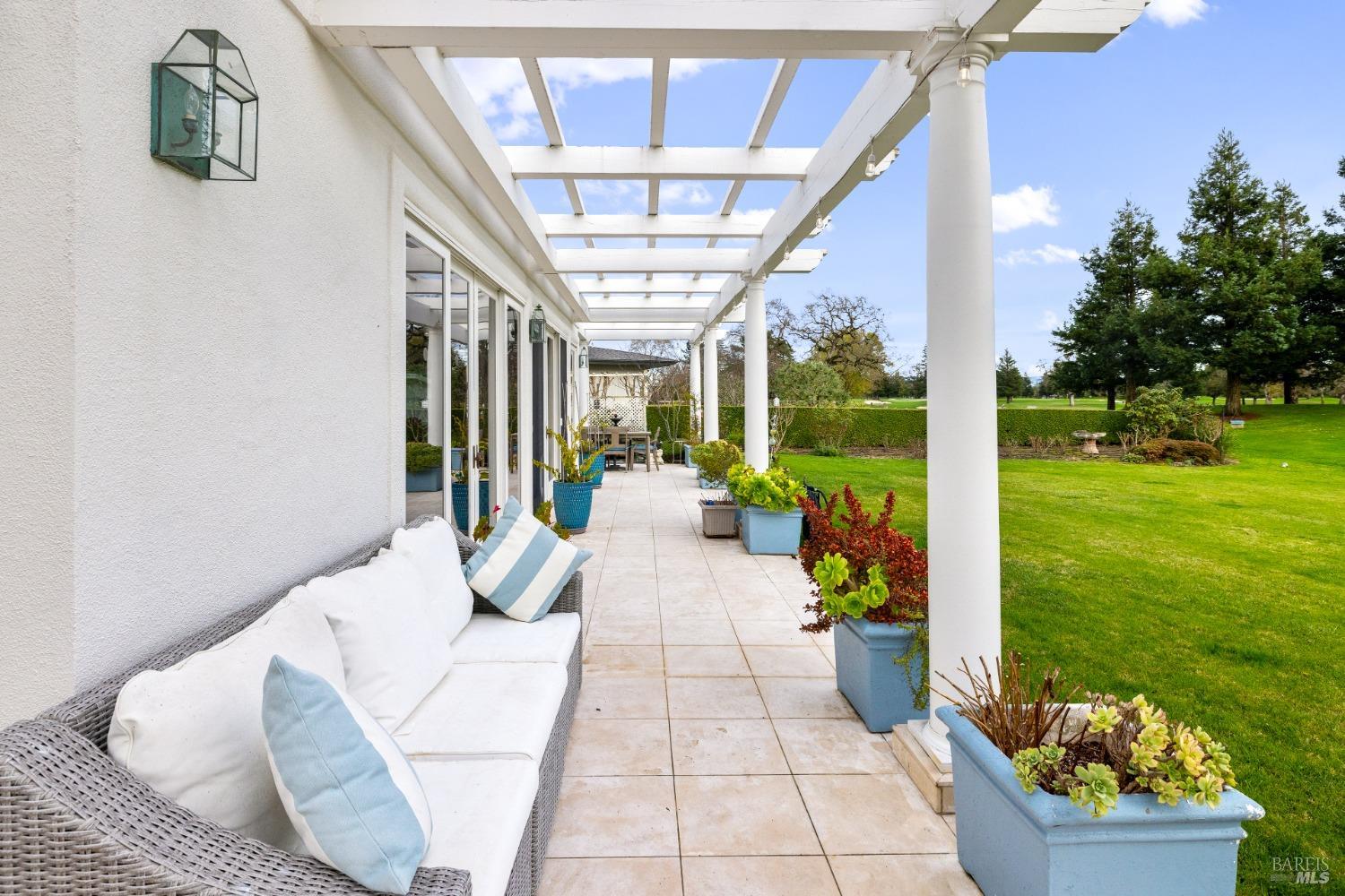 5290 Oak Meadow Drive