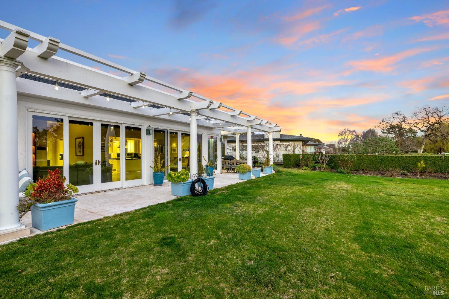 5290 Oak Meadow Drive