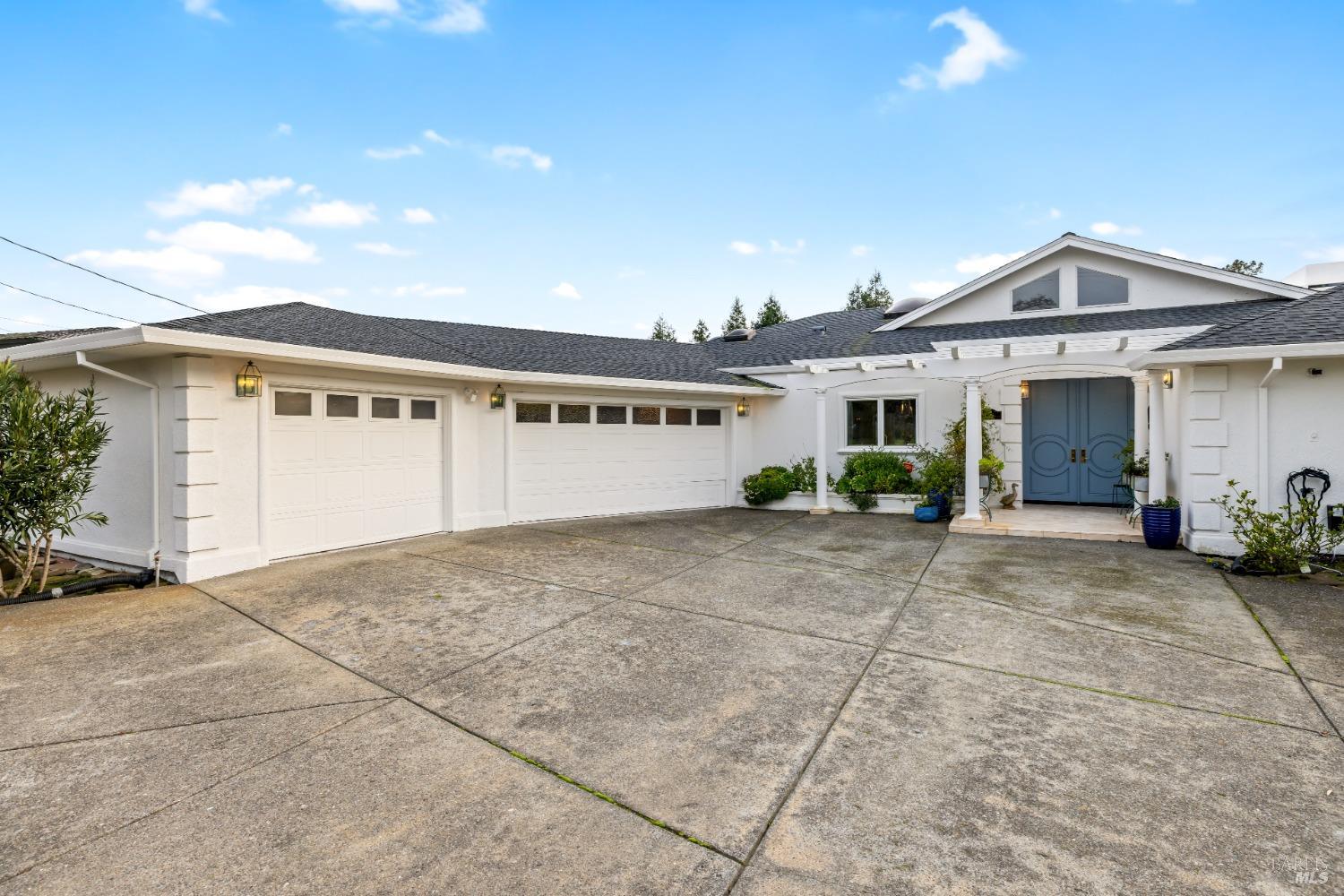 5290 Oak Meadow Drive