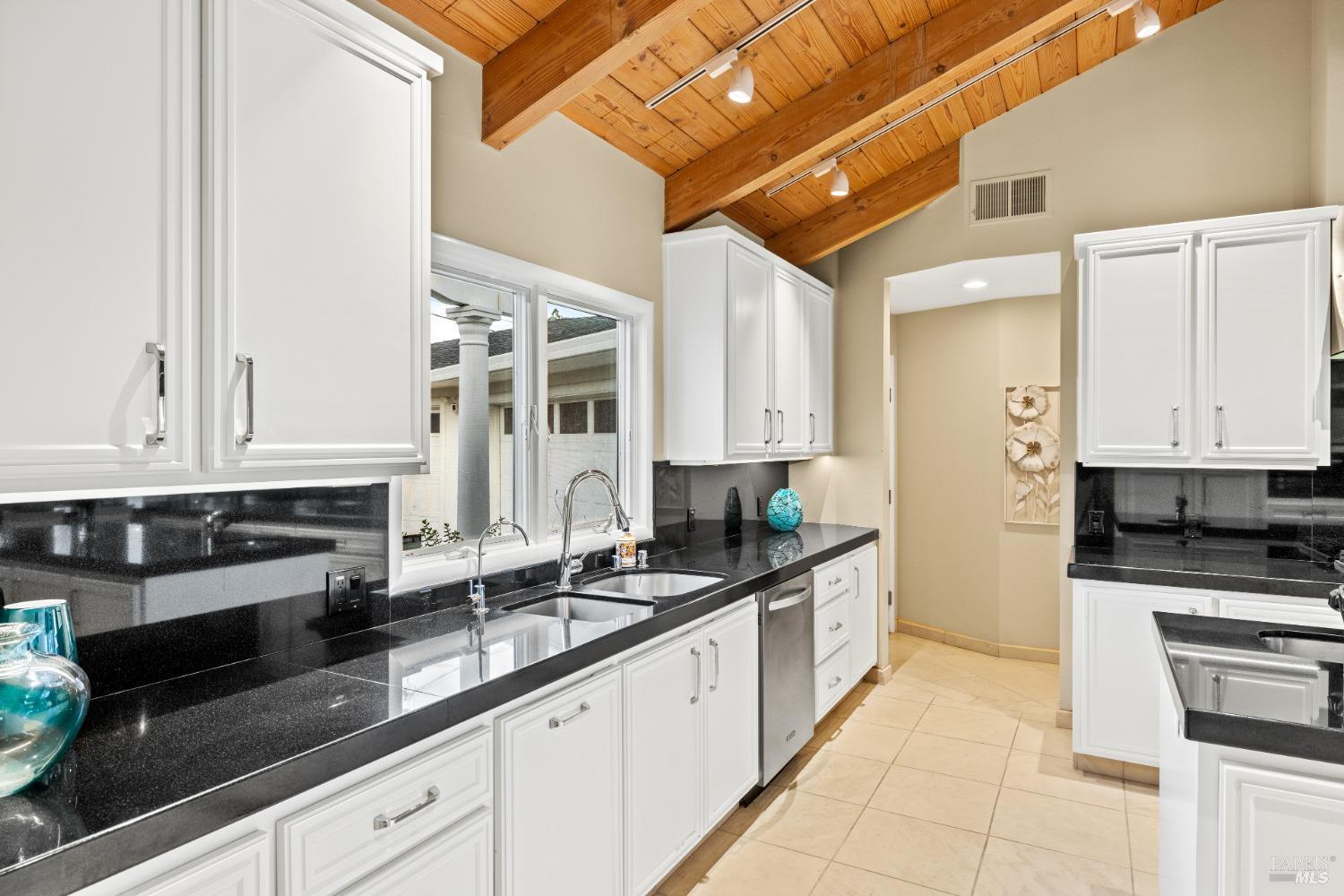 5290 Oak Meadow Drive