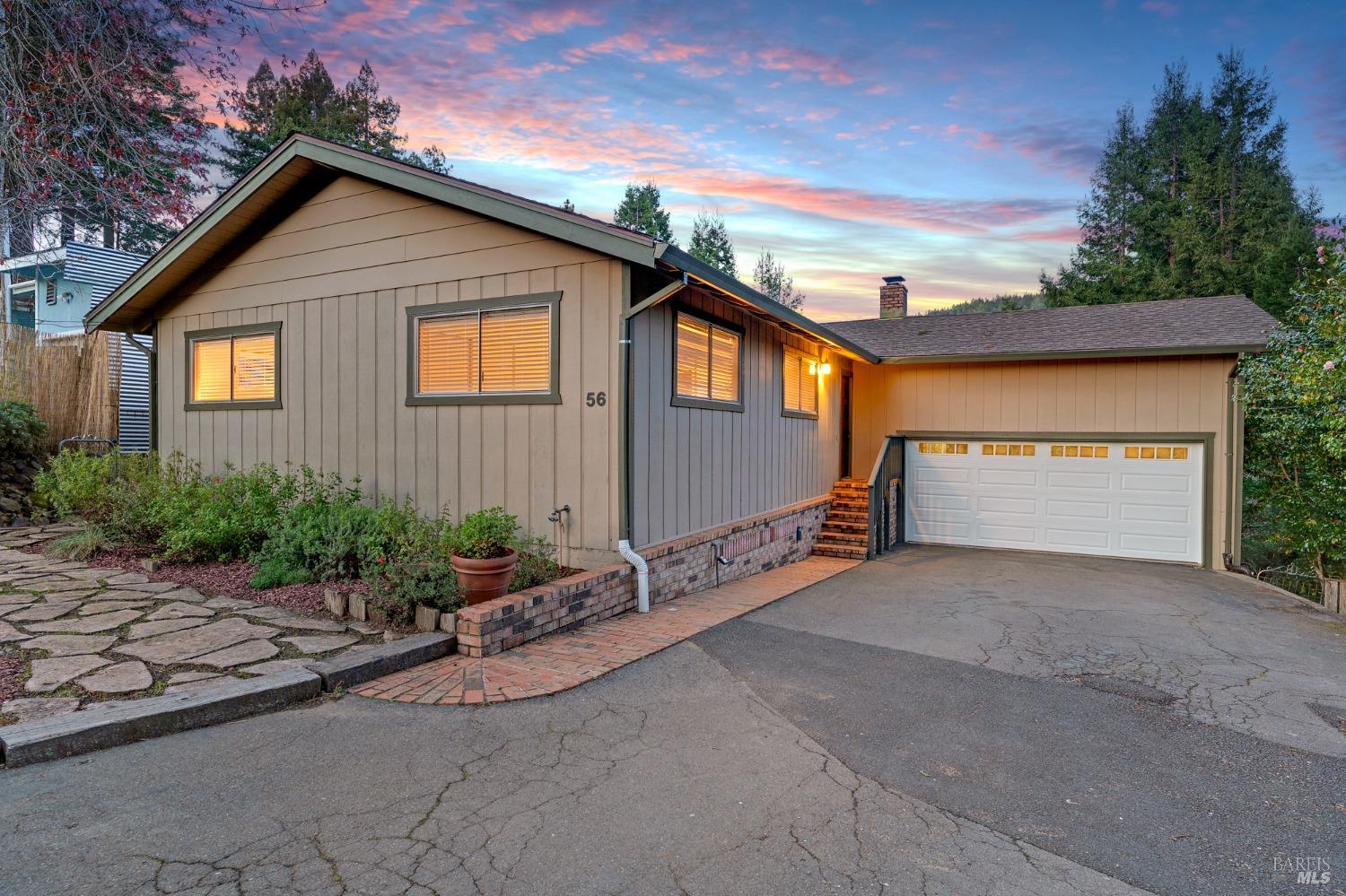 56 Magic Mountain Rd