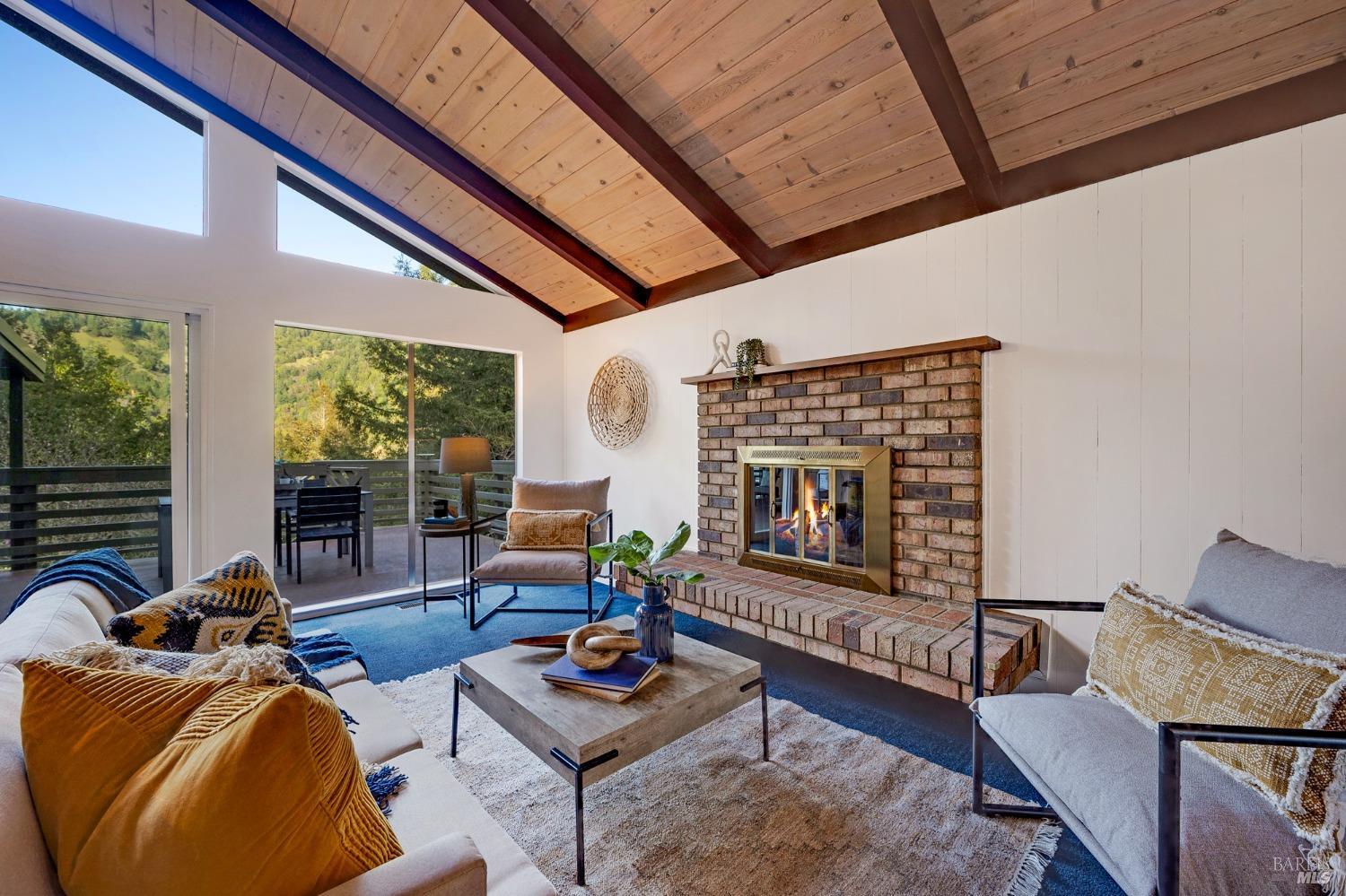 56 Magic Mountain Rd